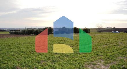 Продажа - Земельный участок 4000 m² в пригороде Салоник