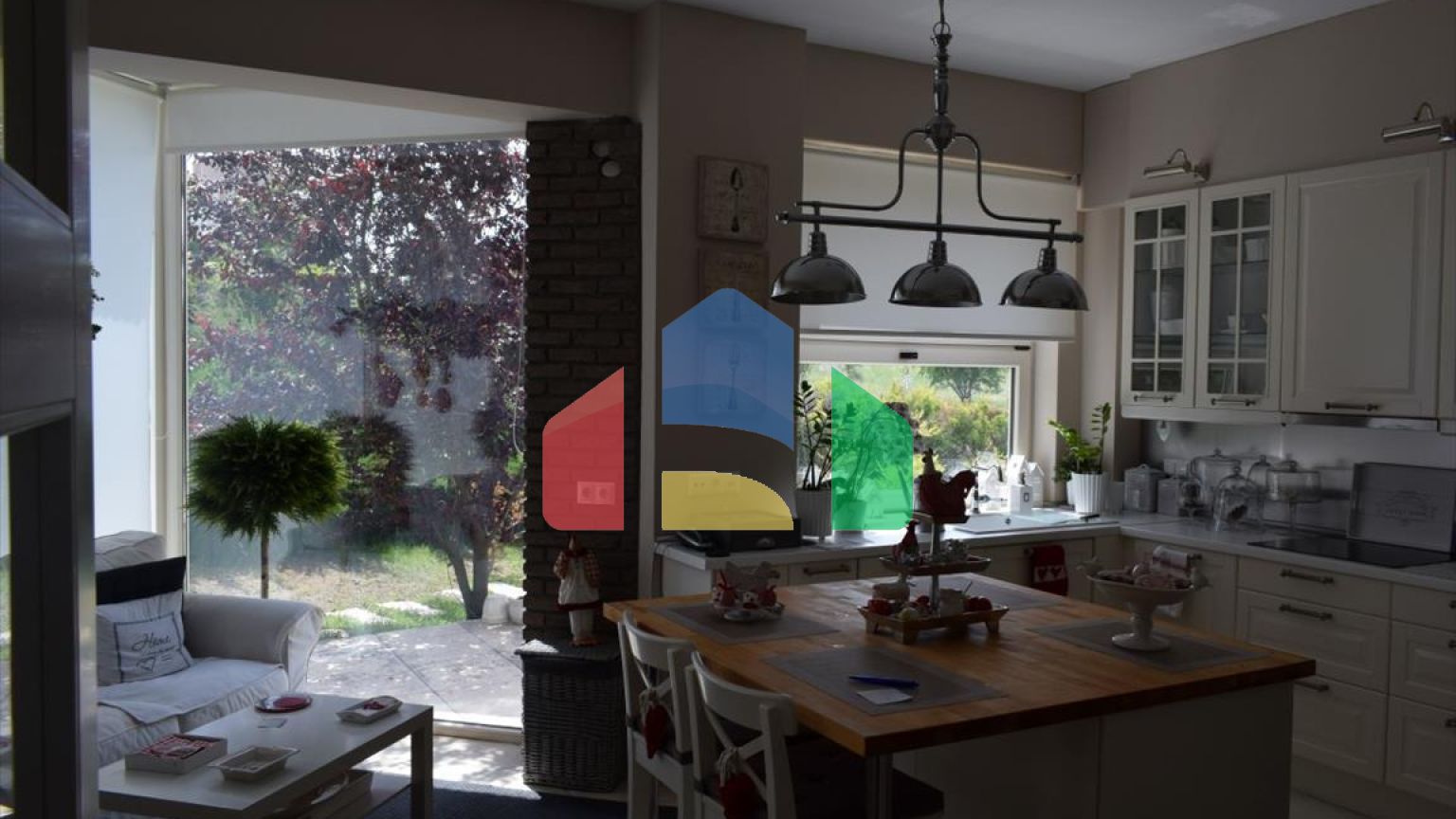 Продажа - Вилла 450 m² в пригороде Салоник