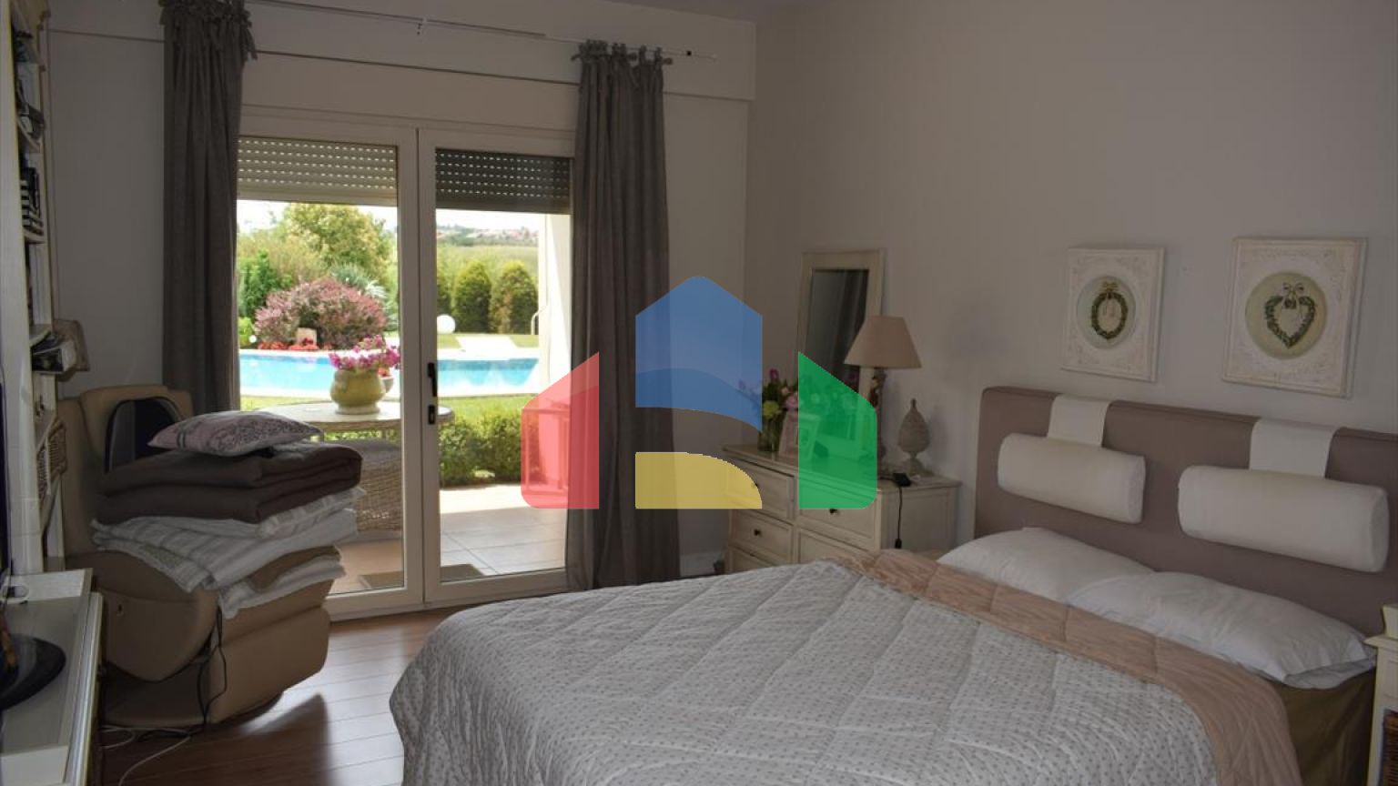 Продажа - Вилла 450 m² в пригороде Салоник