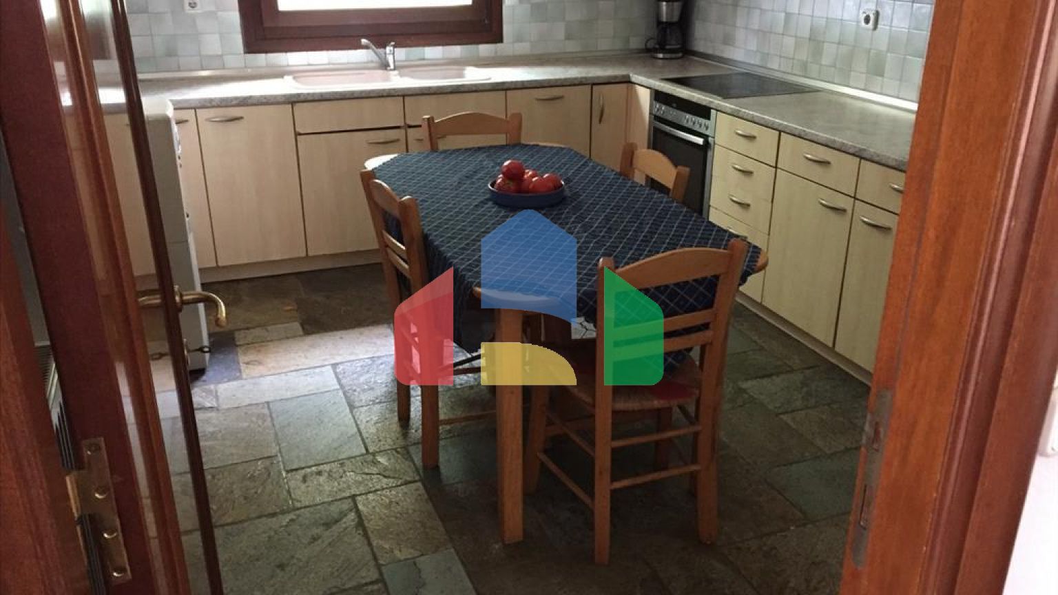 Продаж - Котедж 369 m² в передмісті Салонік