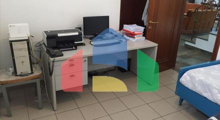 Продаж - Котедж 369 m² в передмісті Салонік