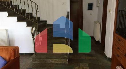 Продаж - Котедж 369 m² в передмісті Салонік