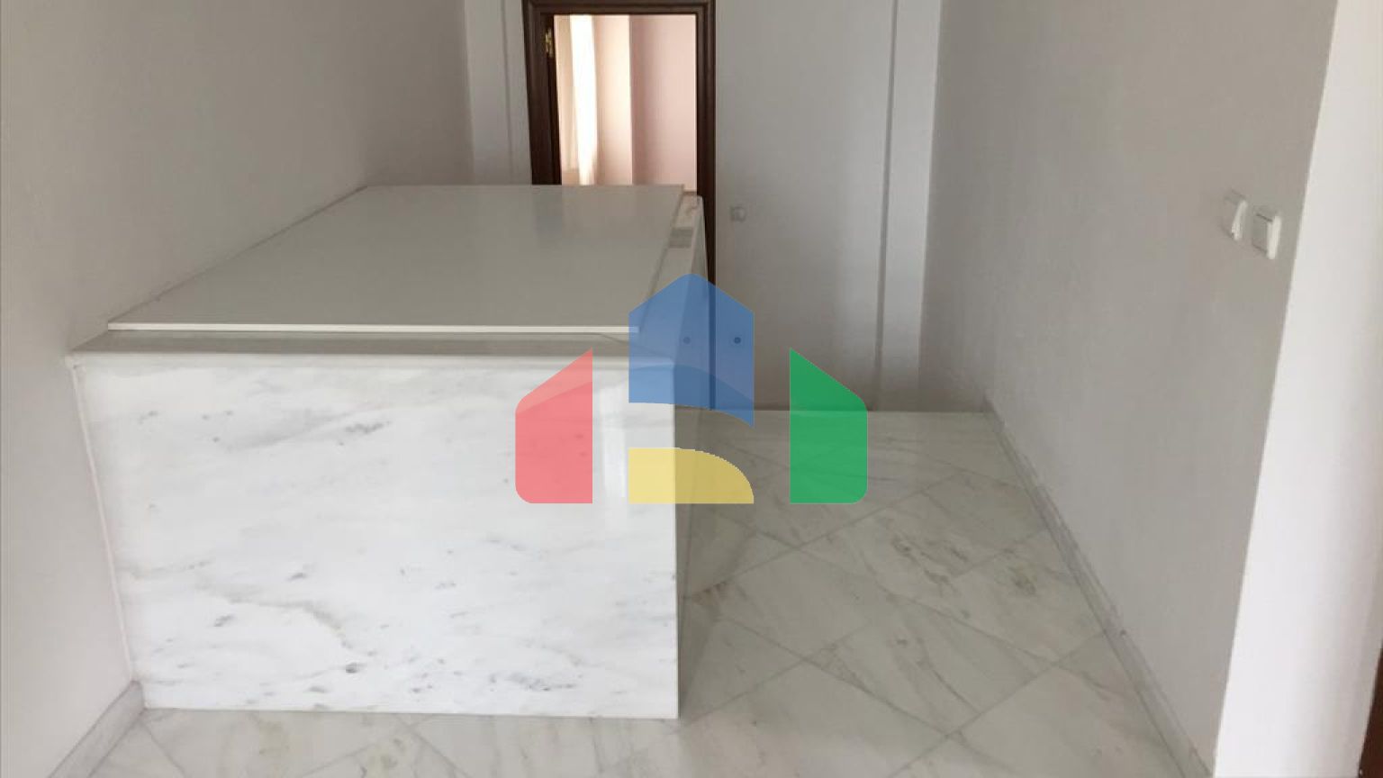 Продаж - Котедж 369 m² в передмісті Салонік