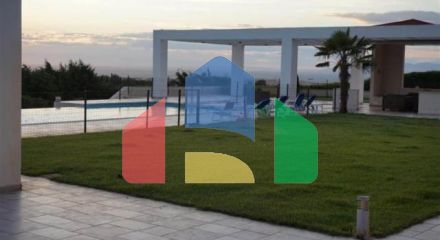 For Sale - Villa 900 m² in the suburbs of Thessaloniki