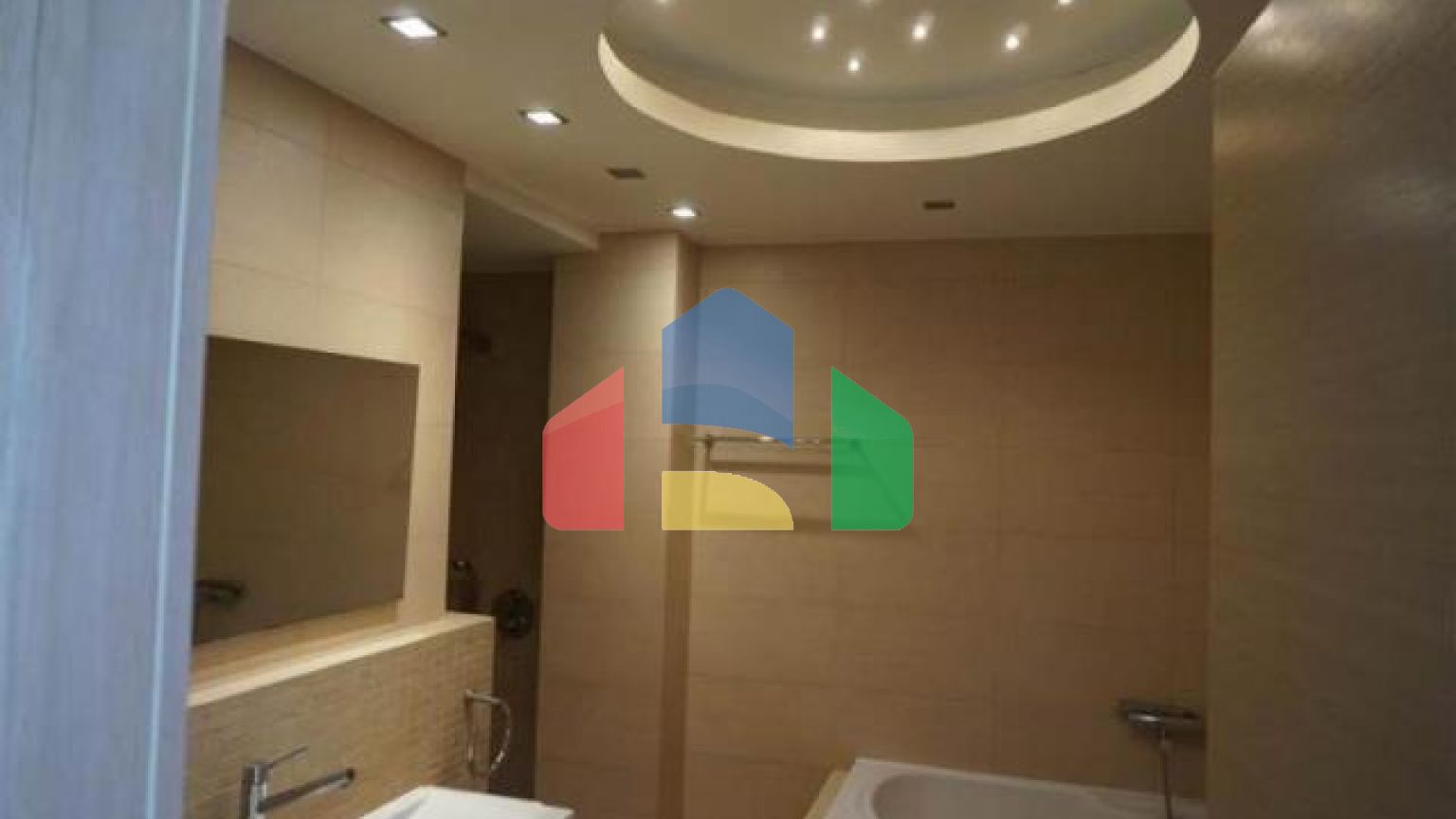 Продаж - Вілла 900 m² в передмісті Салонік