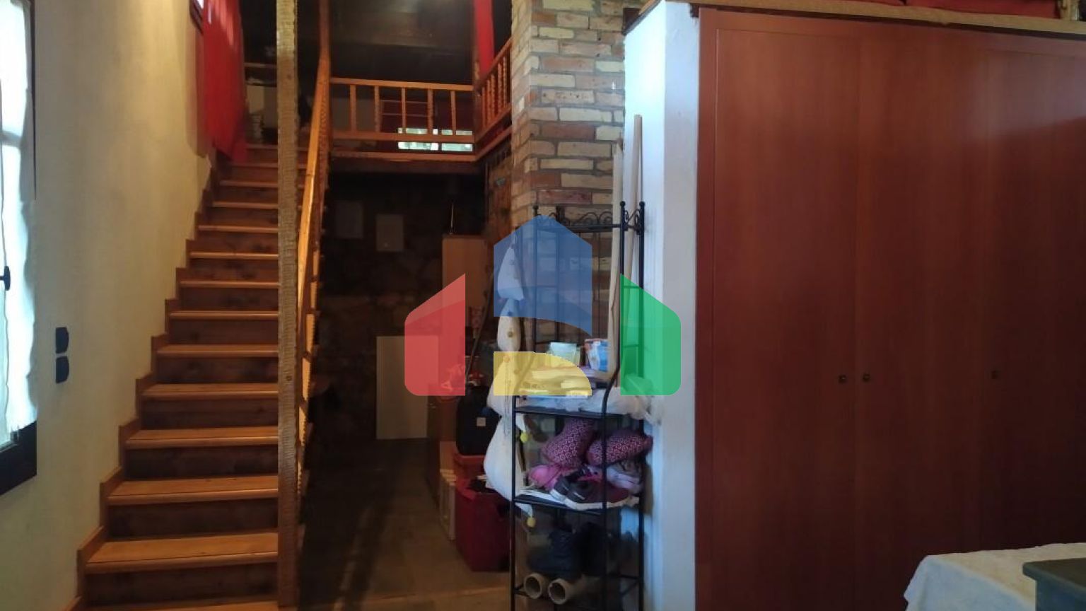 Продажа - Здание 850 m² в пригороде Салоник