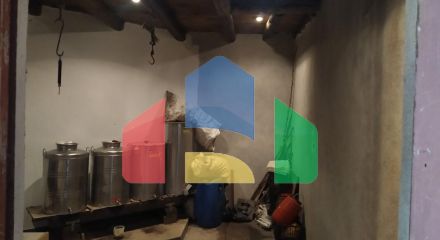 Продажа - Здание 850 m² в пригороде Салоник