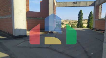 Продажа - Здание 850 m² в пригороде Салоник