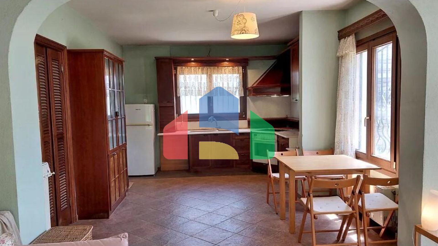 Продаж - Котедж 280 m² в передмісті Салонік