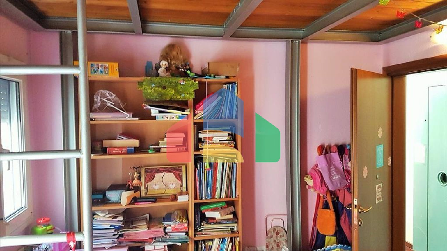 Продажа - Таунхаус 400 m² в пригороде Салоник