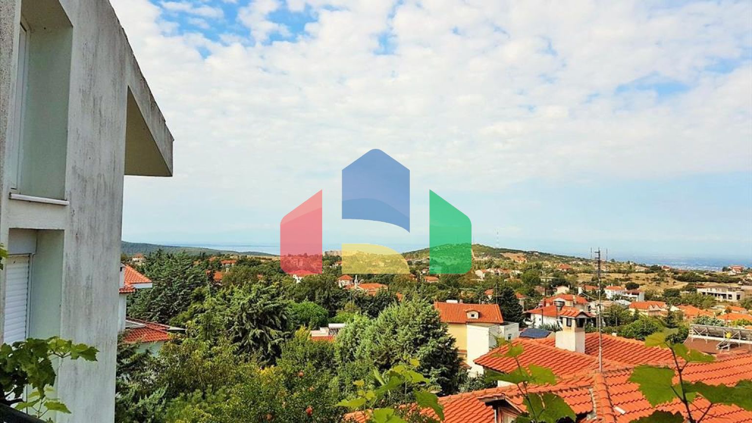 Продажа - Таунхаус 400 m² в пригороде Салоник