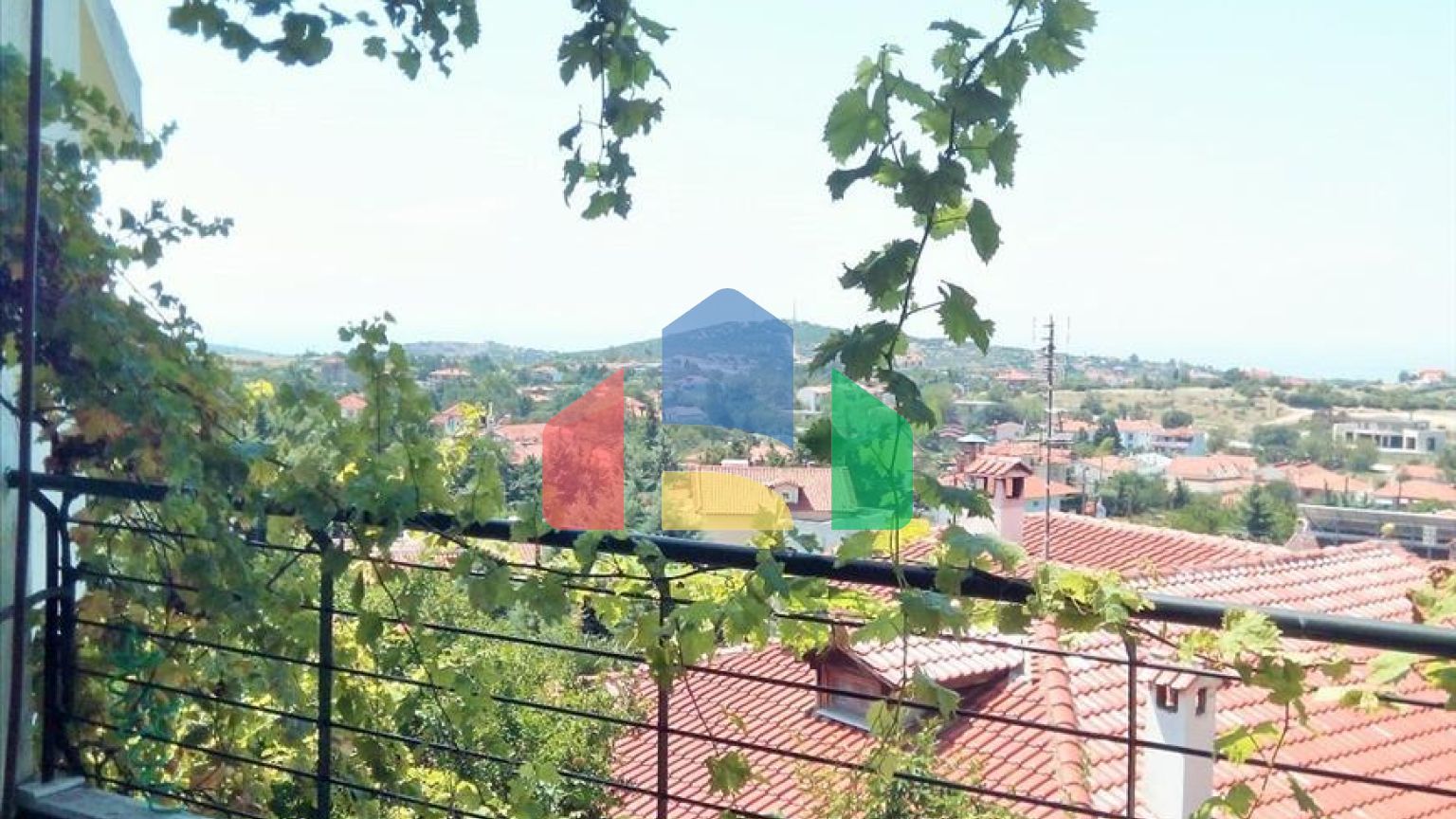 Продажа - Таунхаус 400 m² в пригороде Салоник