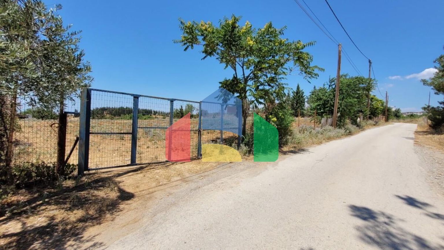 Продаж - Земельна ділянка 4748 m² в передмісті Салонік