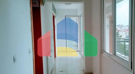 Продаж - Комерційна нерухомість 71 m² в передмісті Салонік