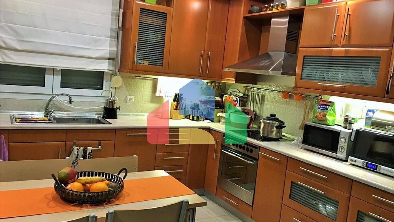 Продаж - Котедж 280 m² в передмісті Салонік