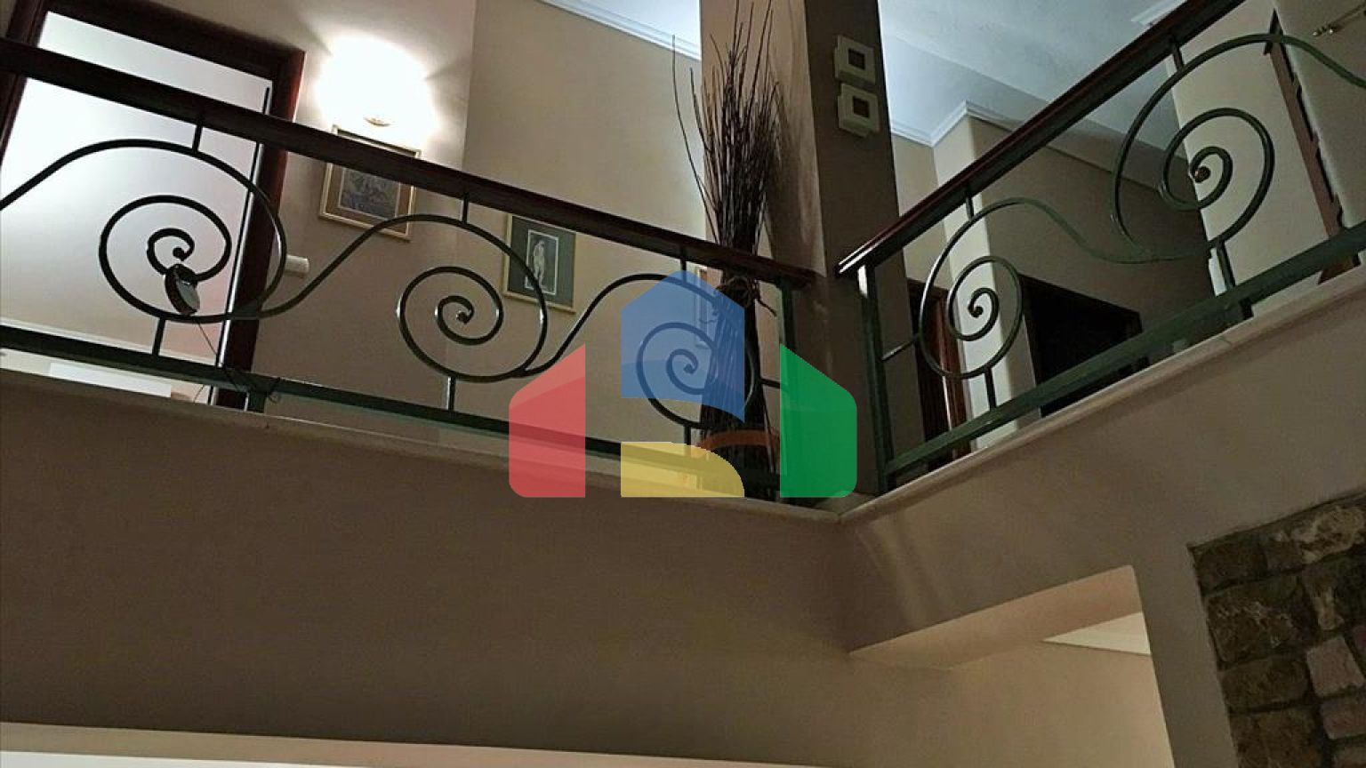 Продаж - Котедж 280 m² в передмісті Салонік