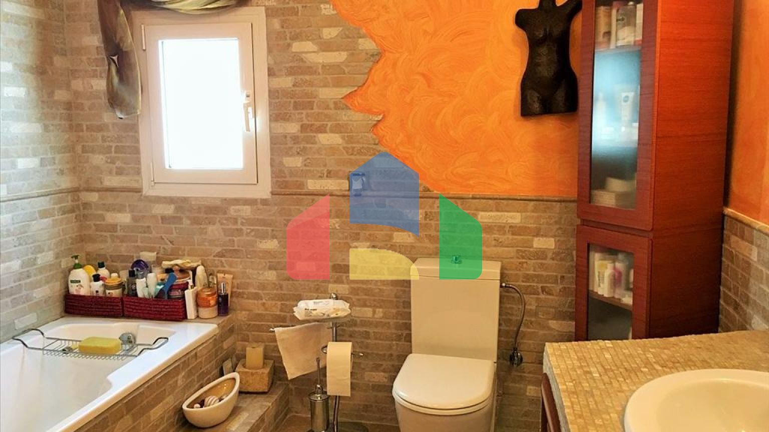 Продаж - Котедж 280 m² в передмісті Салонік