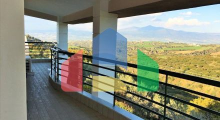 Продаж - Котедж 280 m² в передмісті Салонік