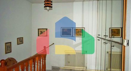 Продаж - Котедж 250 m² в передмісті Салонік Продаж - Котедж 250 m² в передмісті Салонік