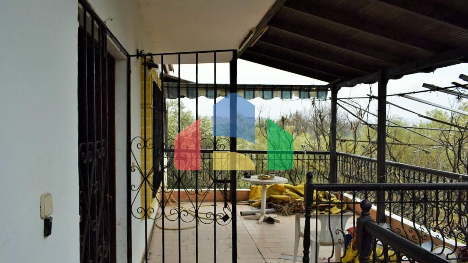 Продаж - Котедж 250 m² в передмісті Салонік