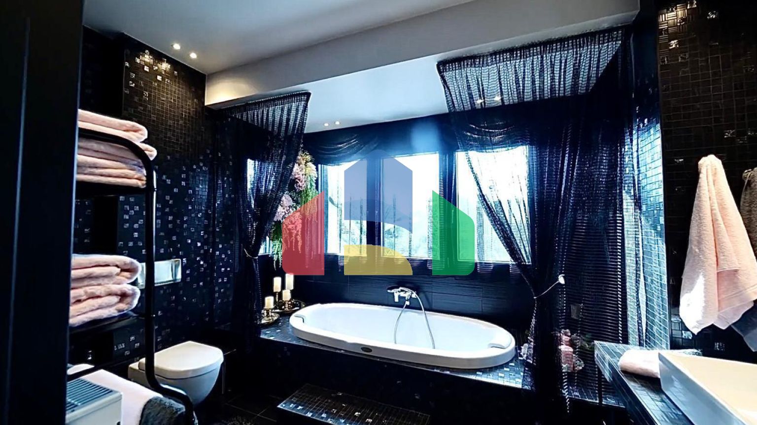 Продаж - Вілла 785 m² в передмісті Салонік