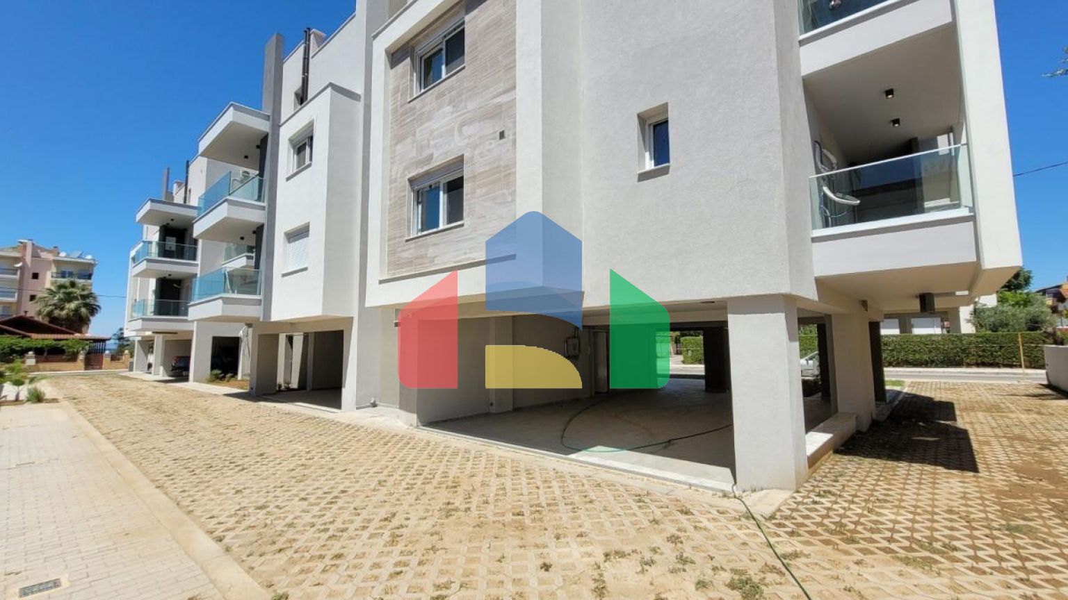 Продажа - Комплекс 1611 m² в пригороде Салоник