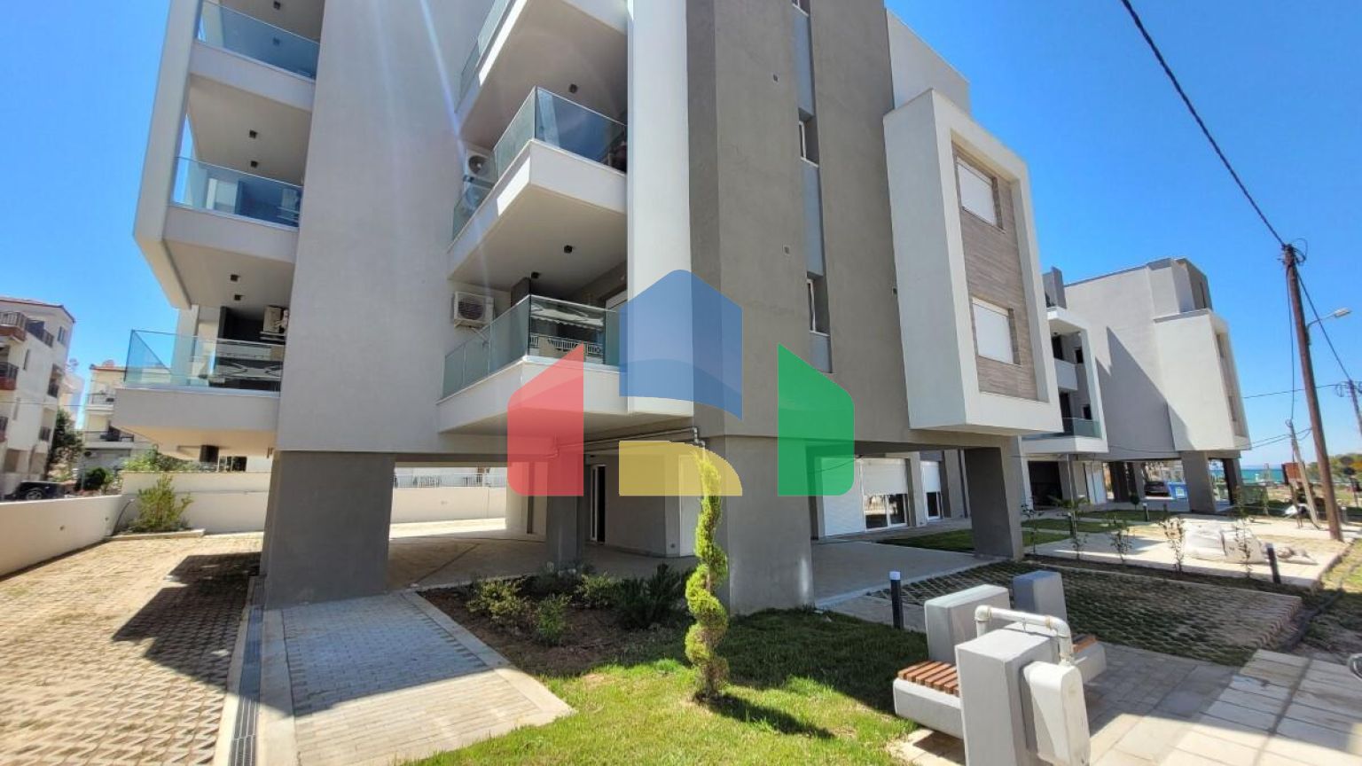 Продажа - Комплекс 1611 m² в пригороде Салоник