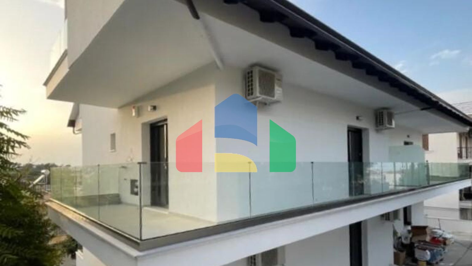 Продаж - Квартира 70 m² в передмісті Салонік