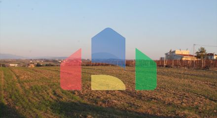 Продаж - Земельна ділянка 14400 m² в передмісті Салонік