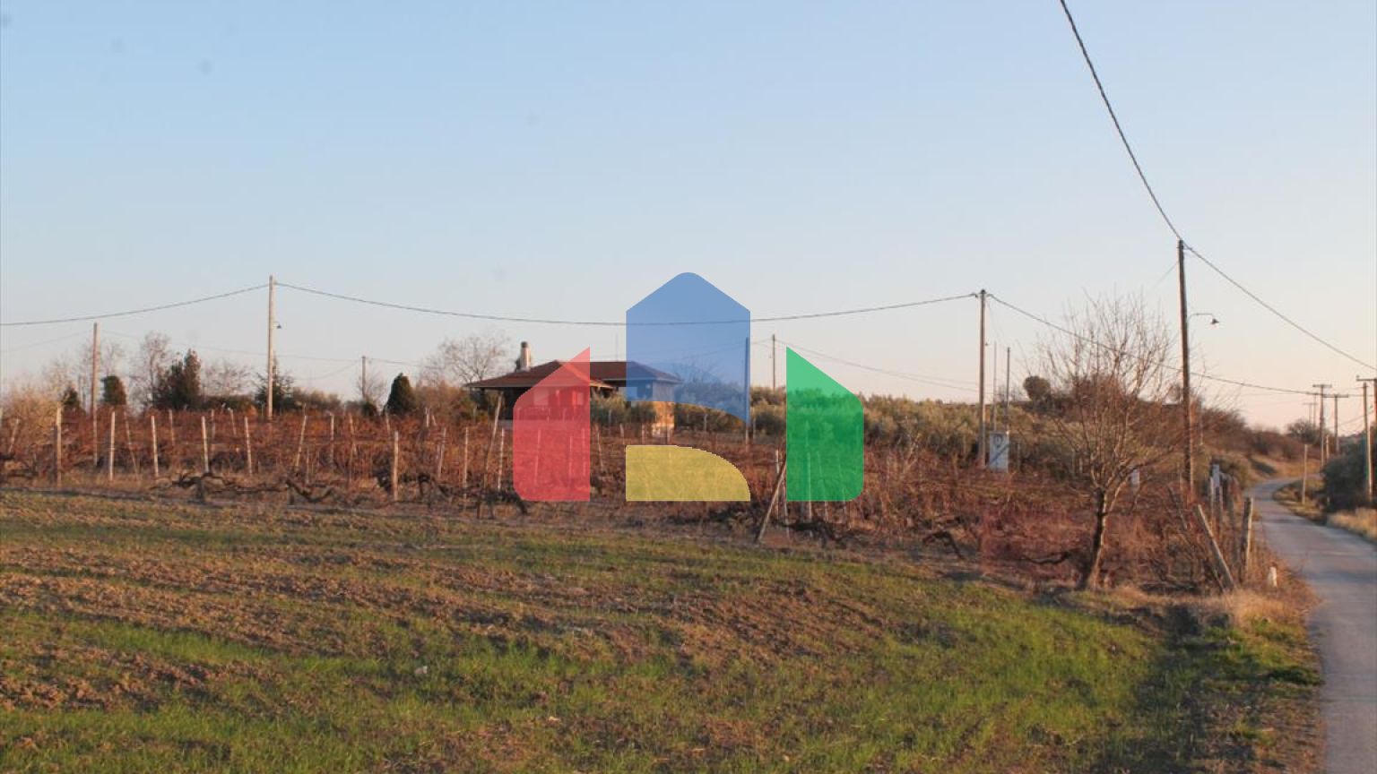 Продаж - Земельна ділянка 14400 m² в передмісті Салонік