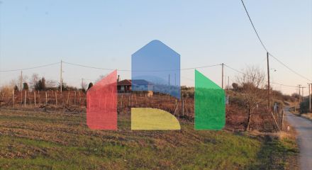 Продаж - Земельна ділянка 14400 m² в передмісті Салонік