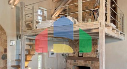 Продажа - Вилла 1700 m² в пригороде Салоник