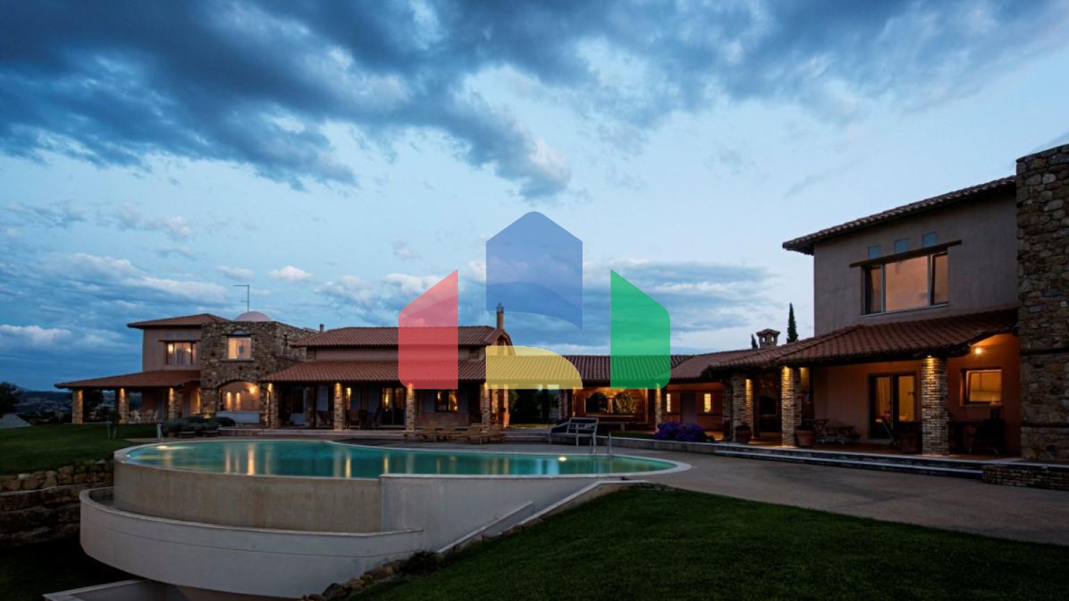 Продажа - Вилла 1700 m² в пригороде Салоник