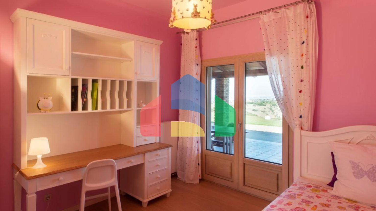 Продажа - Вилла 1700 m² в пригороде Салоник