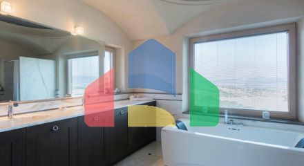 Продажа - Вилла 1700 m² в пригороде Салоник