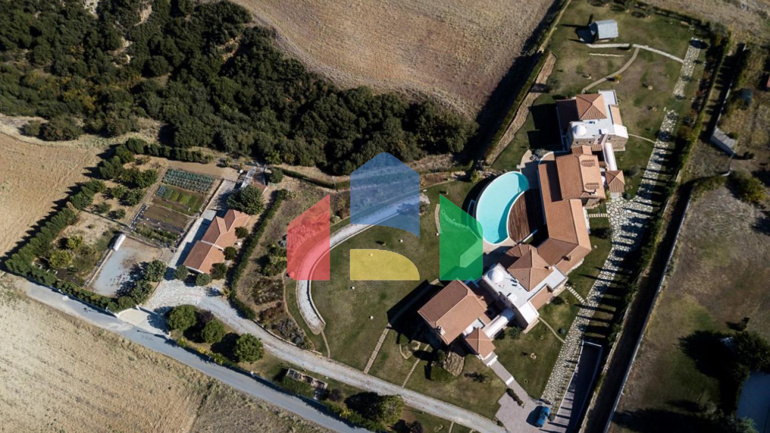 Продажа - Вилла 1700 m² в пригороде Салоник