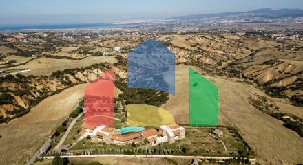 Продажа - Вилла 1700 m² в пригороде Салоник