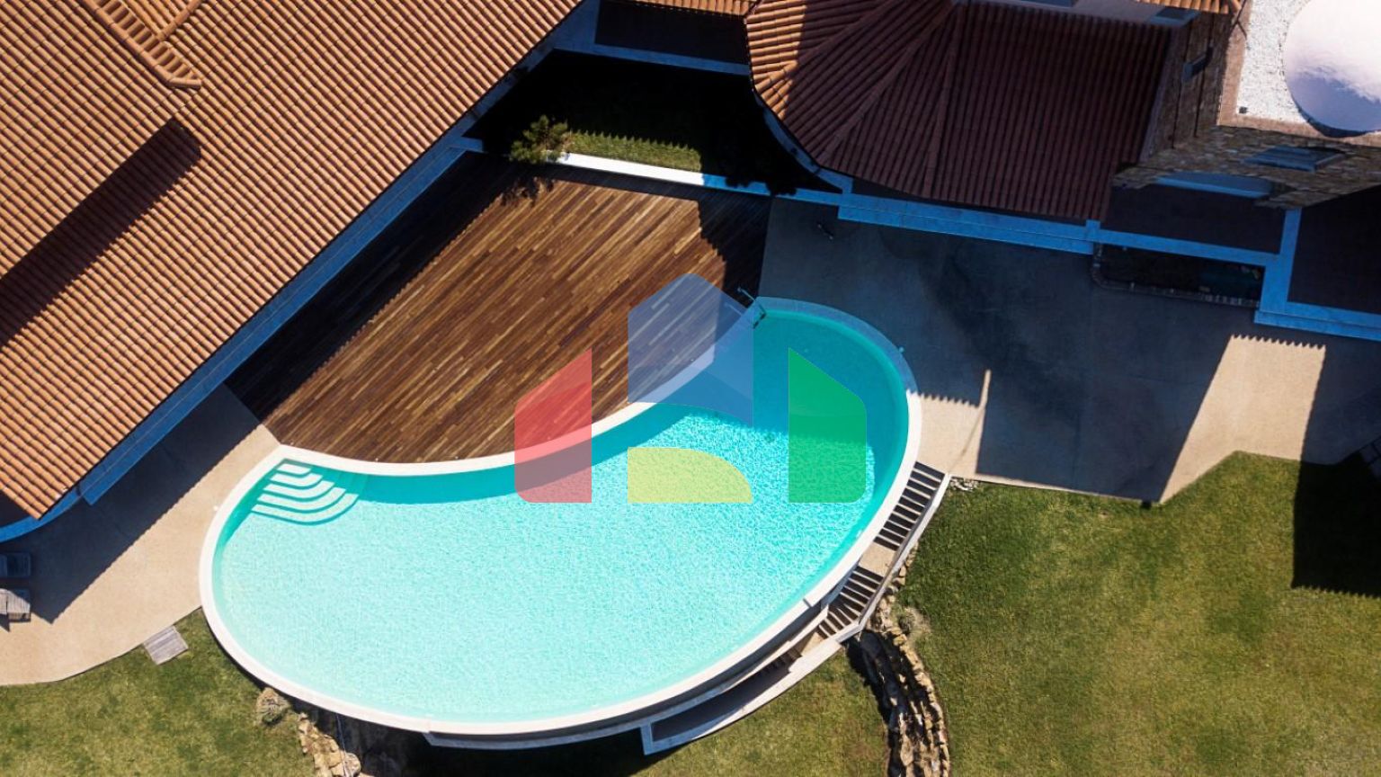 Продажа - Вилла 1700 m² в пригороде Салоник