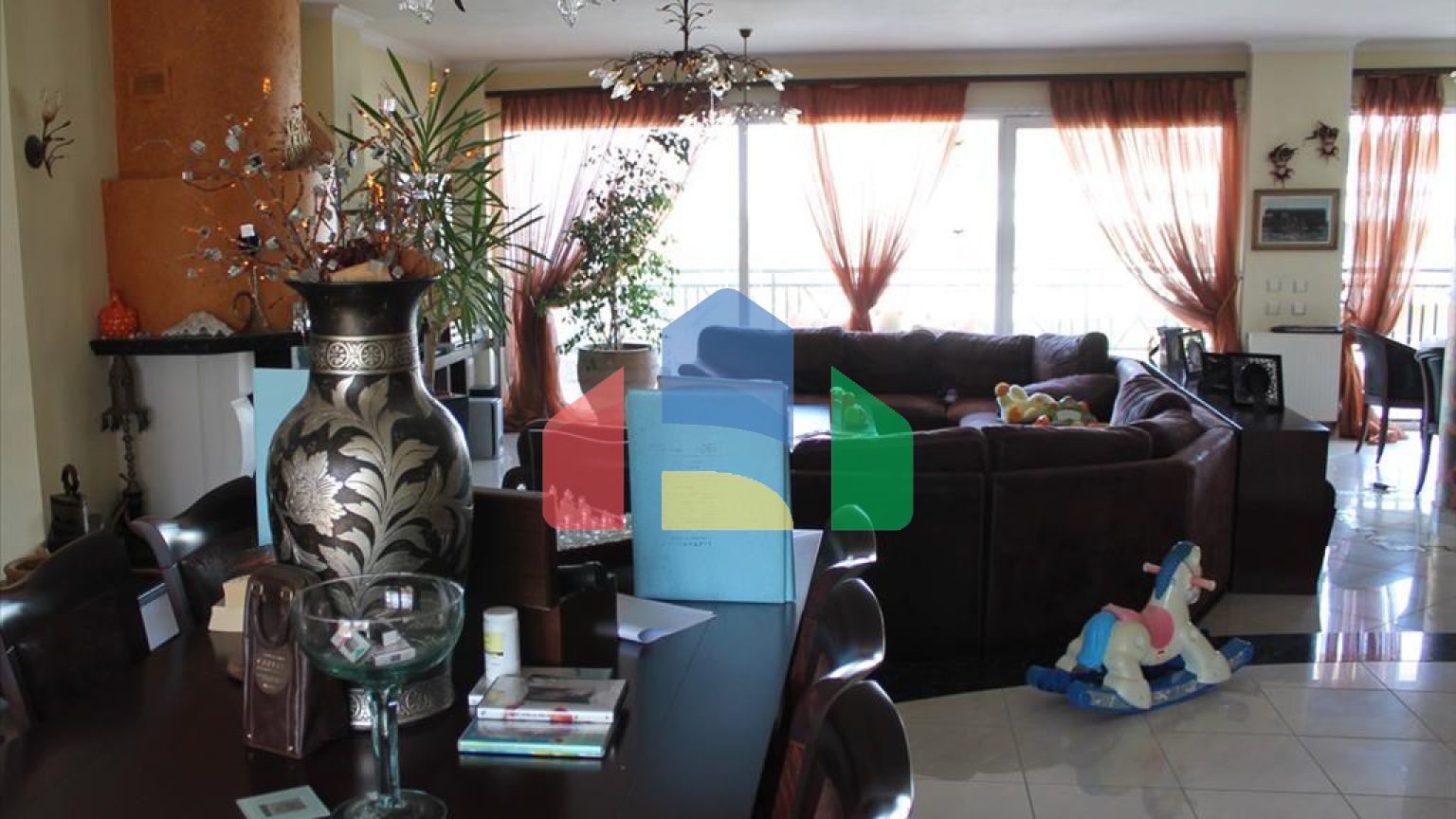 Продажа - Здание 500 m² в пригороде Салоник