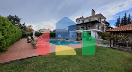 Продажа - Вилла 475 m² в пригороде Салоник