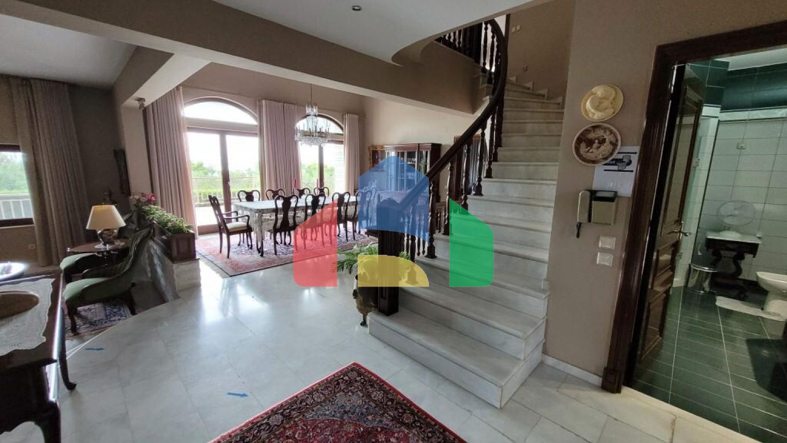 Продажа - Вилла 475 m² в пригороде Салоник