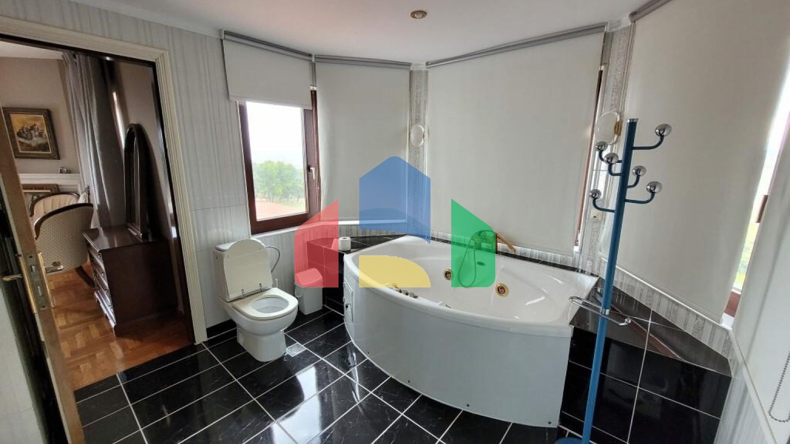 Продажа - Вилла 475 m² в пригороде Салоник