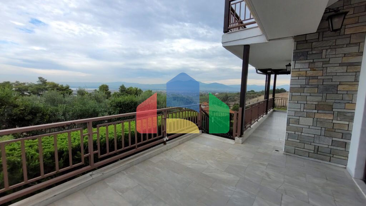 Продажа - Вилла 475 m² в пригороде Салоник