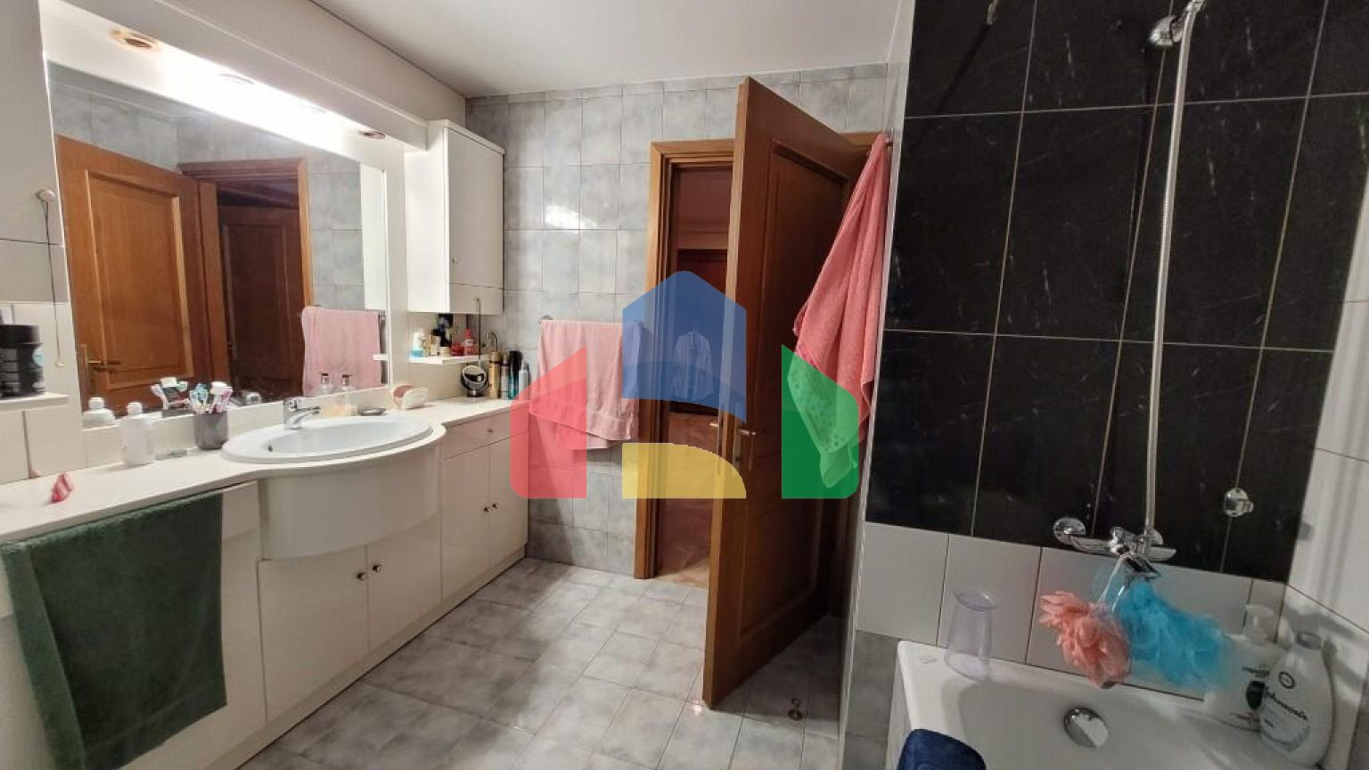 Продажа - Вилла 475 m² в пригороде Салоник