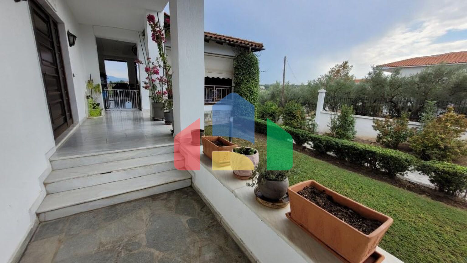 Продажа - Вилла 475 m² в пригороде Салоник