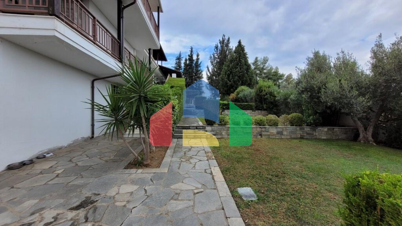 Продажа - Вилла 475 m² в пригороде Салоник