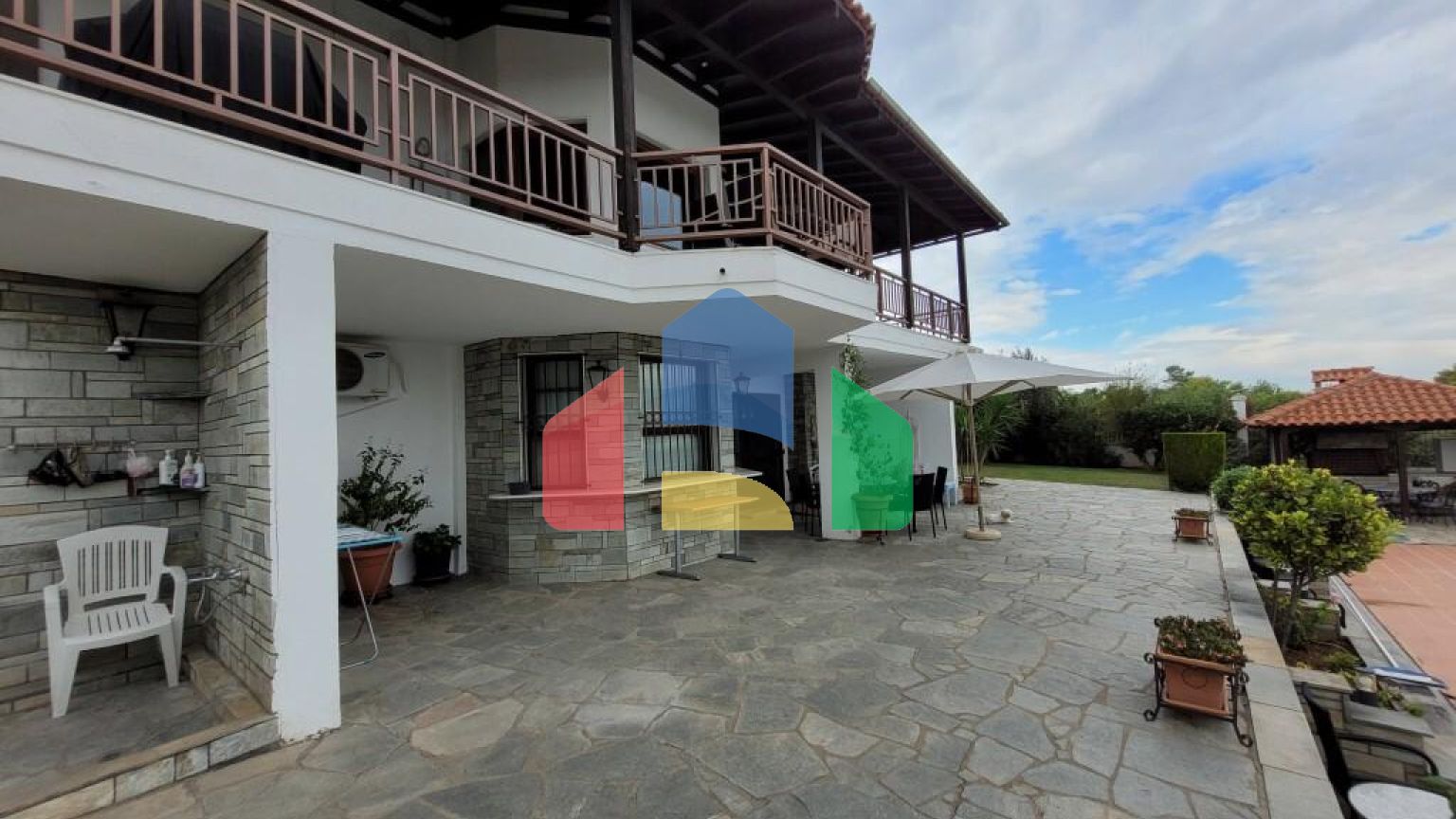 Продажа - Вилла 475 m² в пригороде Салоник