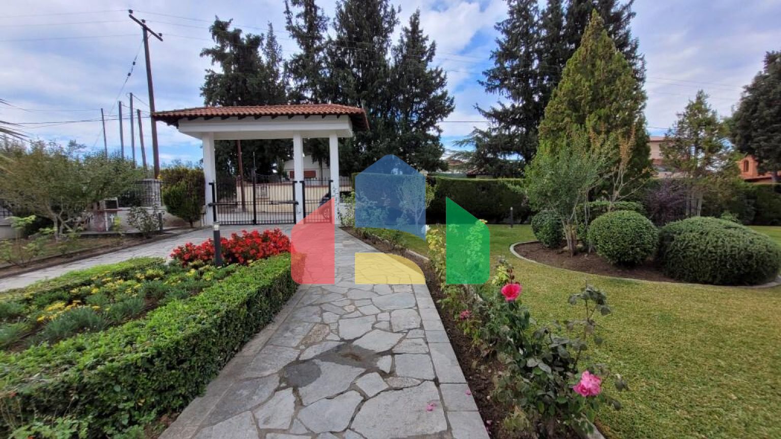 Продажа - Вилла 475 m² в пригороде Салоник