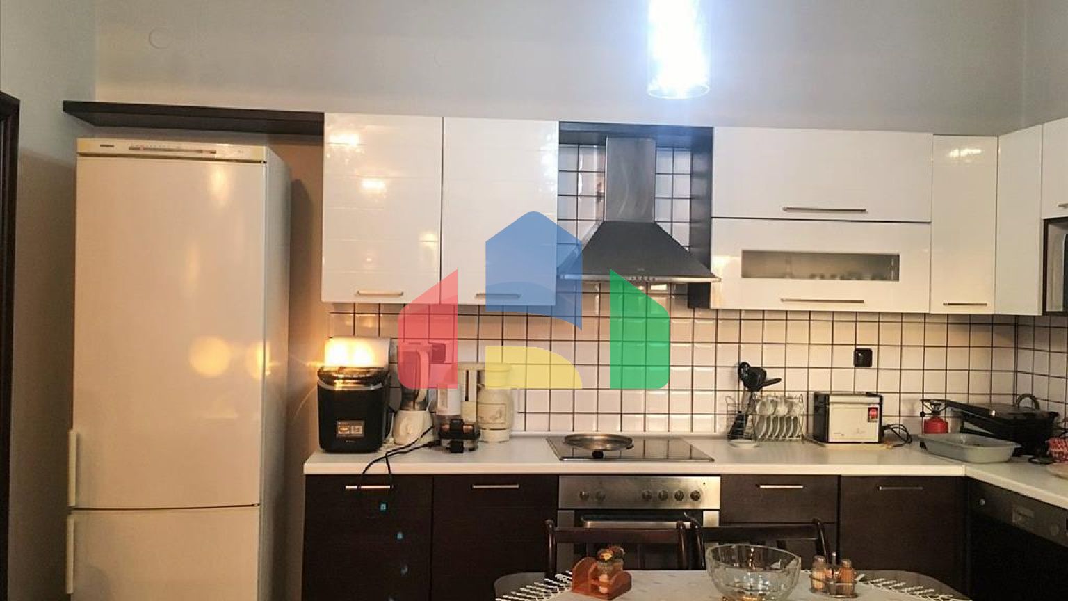 Продаж - Котедж 280 m² в передмісті Салонік