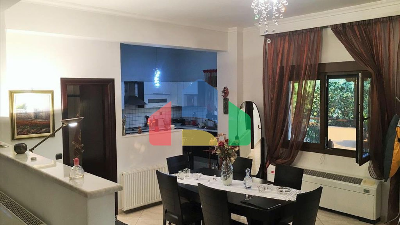 Продаж - Котедж 280 m² в передмісті Салонік